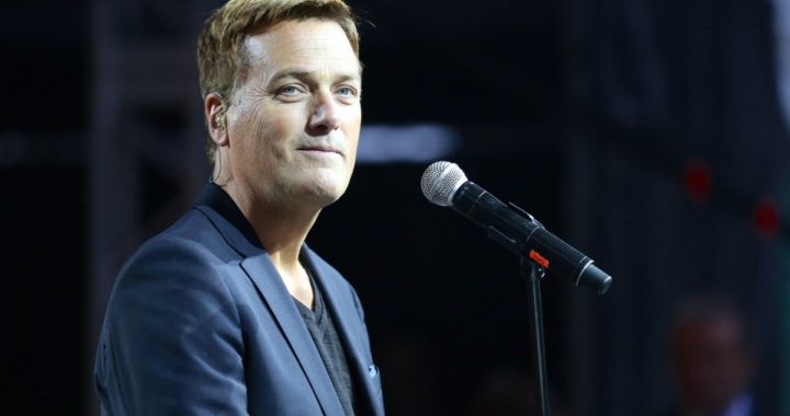 Portrait of Michael W. Smith performing live.