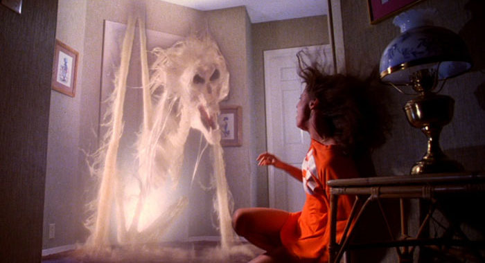 poltergeist movie review analysis 1982